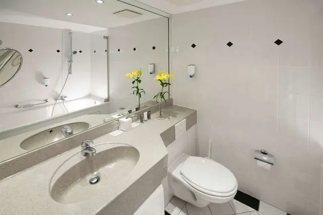 Comfort Tek Büyük veya İki Ayrı Yataklı Oda