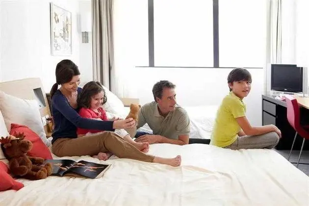 Çift ​​kişilik Queen Size Bed