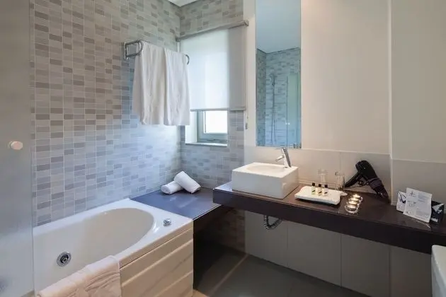 One Bedroom Suite Sea View 2 adults and2 Children (3 to 12years) or 3 adults