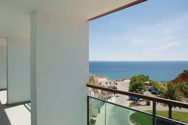 Two Bedroom Suite Sea View 4 adults and 2 Children (3 to 12years)