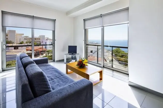 Two Bedroom Suite Sea View 5 adults