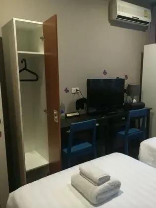 Superior - Private Bathroom Outside