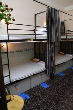 Ortak Ranzalı Oda, Karma Ranzalı Oda (Bed in 4-Bed)