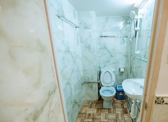 Ortak Ranzalı Oda, Karma Ranzalı Oda (Bed in 4-Bed)
