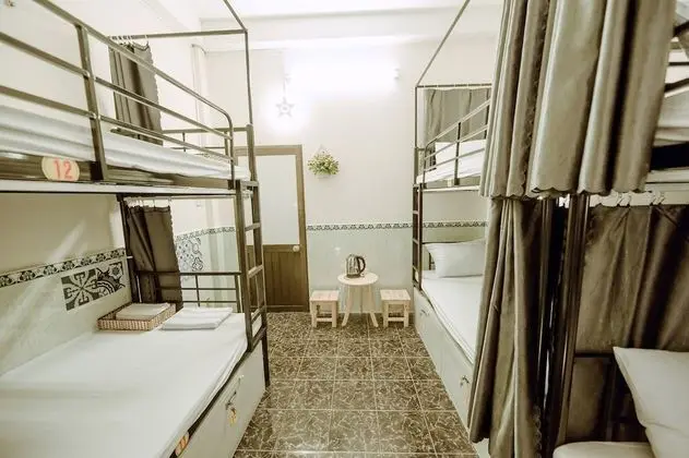 Ortak Ranzalı Oda, Karma Ranzalı Oda (Bed in 6-Bed)