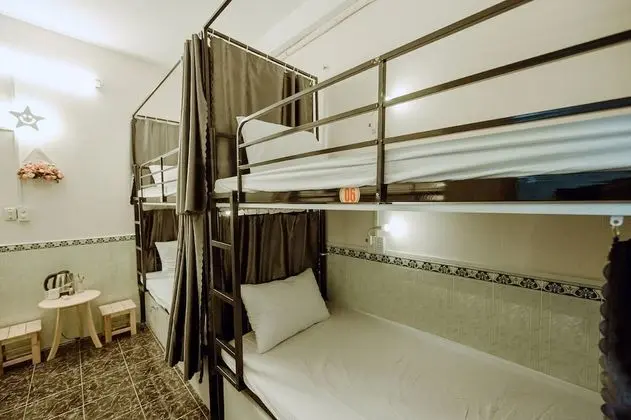Ortak Ranzalı Oda, Karma Ranzalı Oda (Bed in 6-Bed)