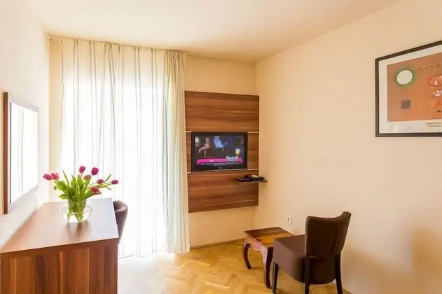 Superior Tek Büyük Yataklı Oda, Teras, Deniz Manzaralı