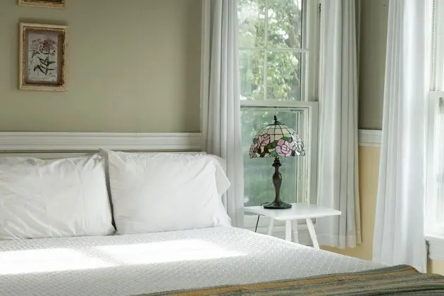 Standard Tek Büyük Yataklı Oda, Banyolu/Duşlu (Mary Francis Denning Room)