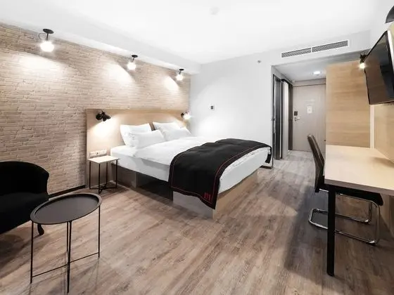 Comfort Tek Büyük Yataklı Oda
