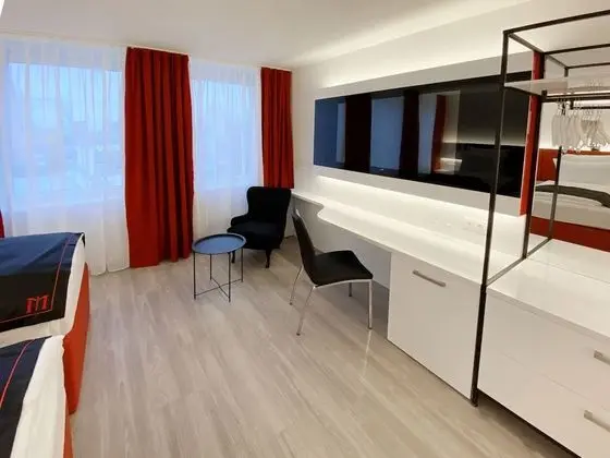 Tek Büyük Yataklı Oda