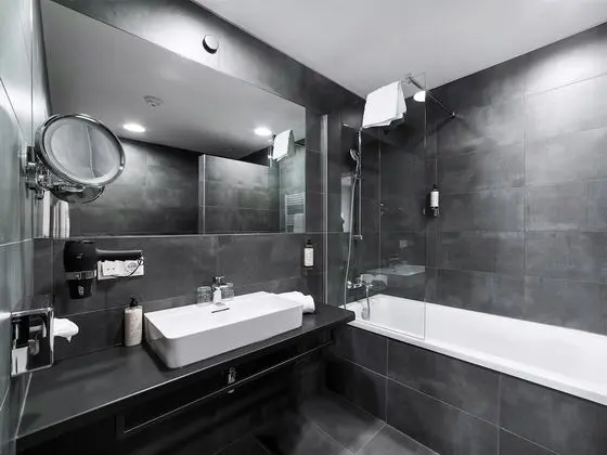 Comfort Tek Büyük Yataklı Oda, Şehir Manzaralı