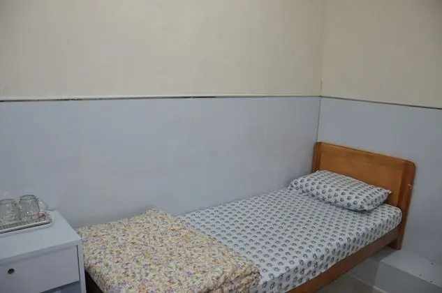 Tek Kişilik Oda, Ortak Banyo