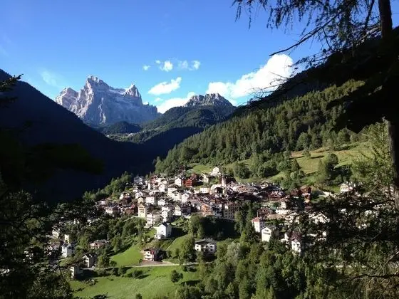 Tek Büyük veya İki Ayrı Yataklı Oda, 1 Büyük (Queen) Boy Yatak, Sigara İçilmez (comfort double/twin)