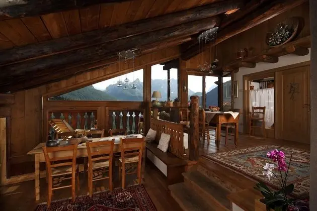 Tek Büyük Yataklı Oda, 1 Büyük (Queen) Boy Yatak, Sigara İçilmez (small double)