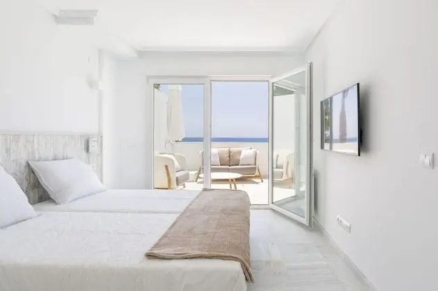 Superior Apart Daire, 1 Yatak Odası, Teras, Deniz Manzaralı (Almadraba)