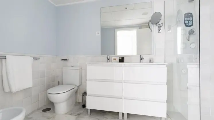 Superior Apart Daire, 1 Yatak Odası, Teras, Deniz Manzaralı (Almadraba)