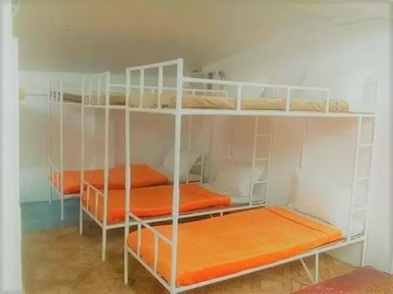 Basic Ortak Ranzalı Oda, Sadece erkekler için