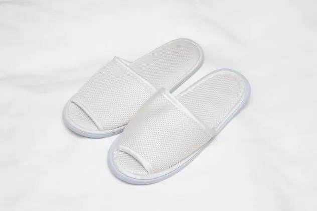 İki Ayrı Yataklı Oda, Sigara İçilmez (Without Housekeeping)