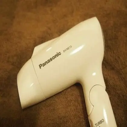 İki Ayrı Yataklı Oda, Sigara İçilmez