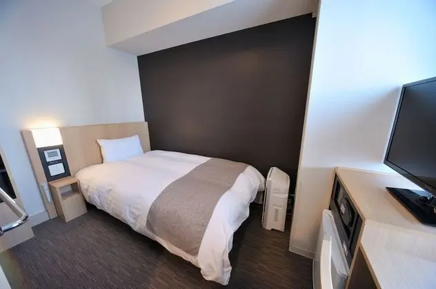 Tek Kişilik Oda, Sigara İçilmez