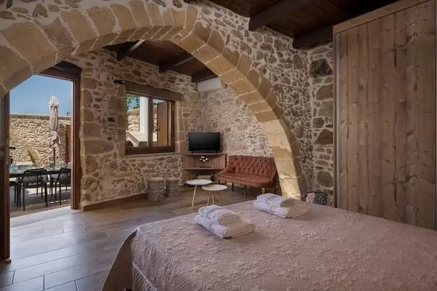 Doro Villas Gold