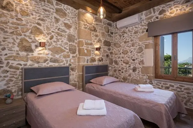 Doro Villas Gold
