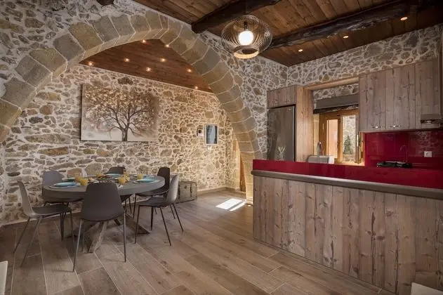 Doro Villas Gold