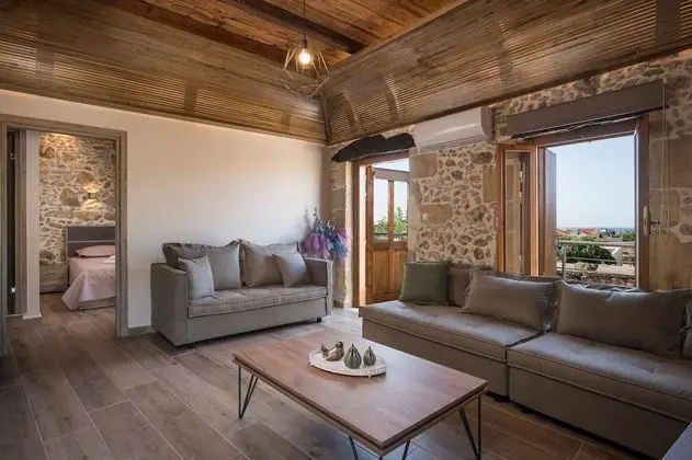 Doro Villas Gold