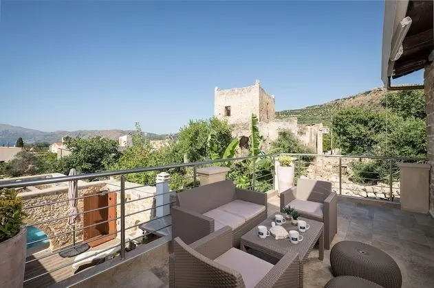 Doro Villas Gold