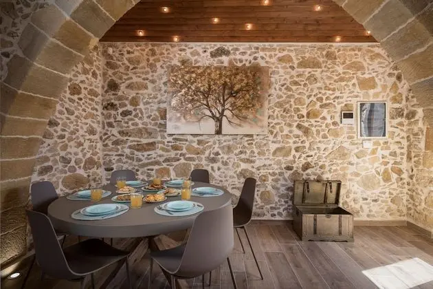 Doro Villas Gold