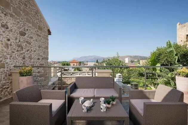 Doro Villas Gold
