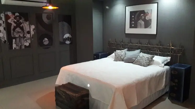 Design Oda, 1 En Büyük (King) Boy Yatak, Şehir Manzaralı (Pancho Villa)