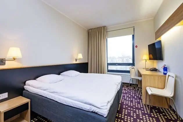 Superior Tek Büyük veya İki Ayrı Yataklı Oda, Nehir Manzaralı