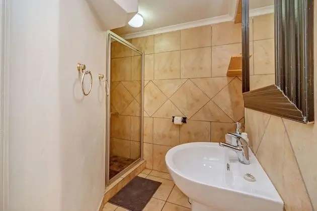 Comfort Tek Büyük Yataklı Oda, 1 Büyük (Queen) Boy Yatak, Bahçe Manzaralı