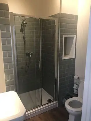 Tek Büyük Yataklı Oda (Small)
