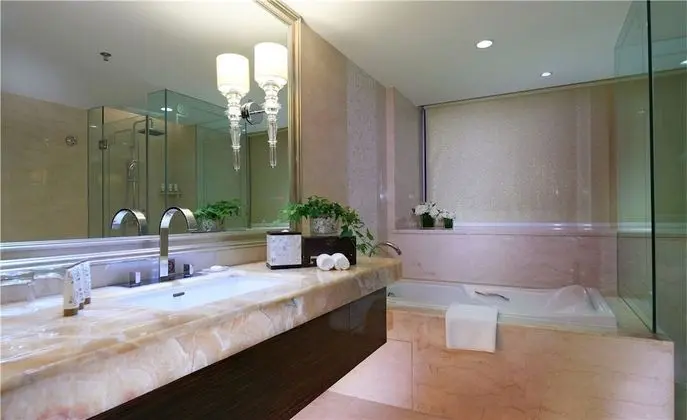 Oda, 1 En Büyük (King) Boy Yatak (Dorsett)