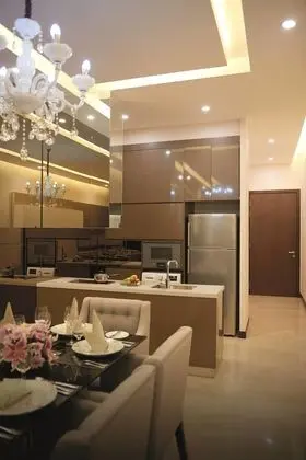 Studio Queen Room @ Residences