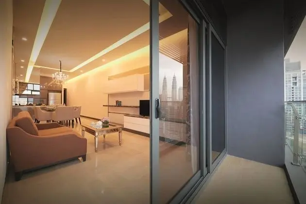 Two Bedroom Premier Suite Queen+ Single @ Residences