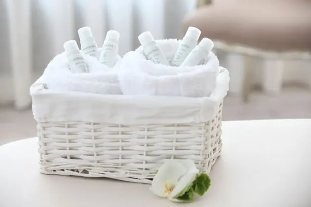 Deluxe Oda, 1 En Büyük (King) Boy Yatak