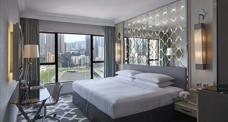 Premier Oda (with Racecourse View)