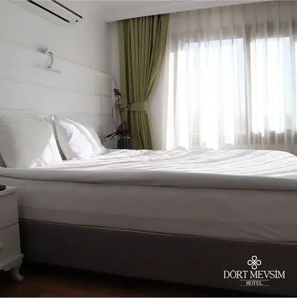 DENİZ MANZARALI ODA