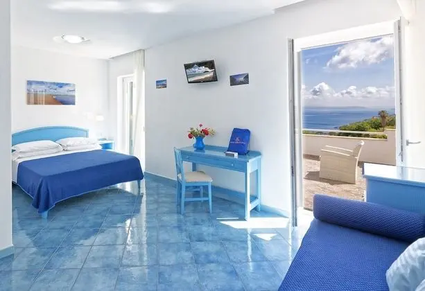 Superior Tek Büyük Yataklı Oda, Deniz Manzaralı