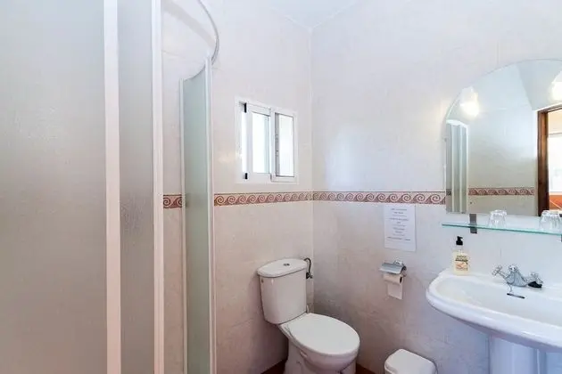 Apart Daire, 2 Yatak Odası, Küçük Mutfak