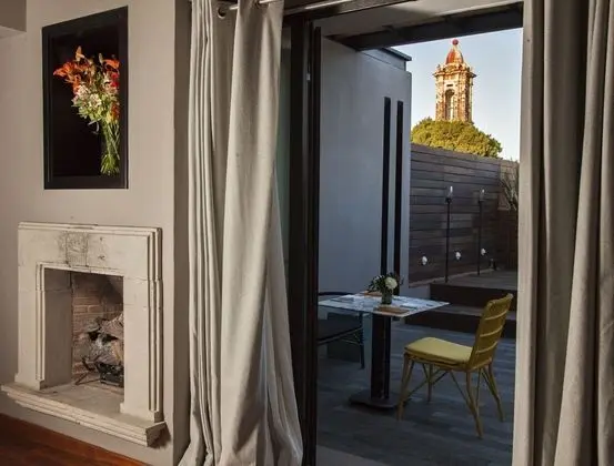 Rooftop Suite, city view