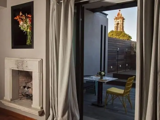 Rooftop Suite, city view
