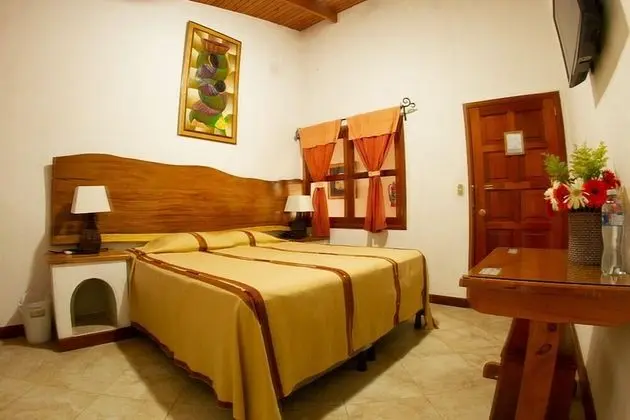 Classic Tek Büyük Yataklı Oda, 1 Büyük (Queen) Boy Yatak, Sigara İçilmez