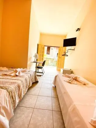 Tek Büyük Yataklı Oda