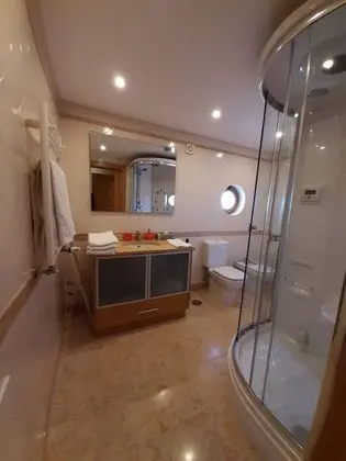 Deluxe Üç Kişilik Oda, Şehir Manzaralı