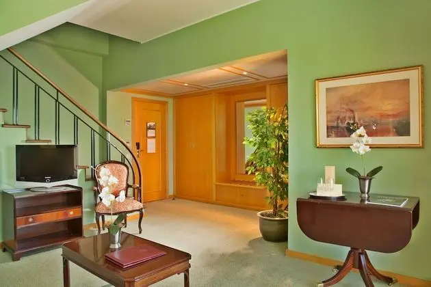 Süit, Balkon (Duplex)