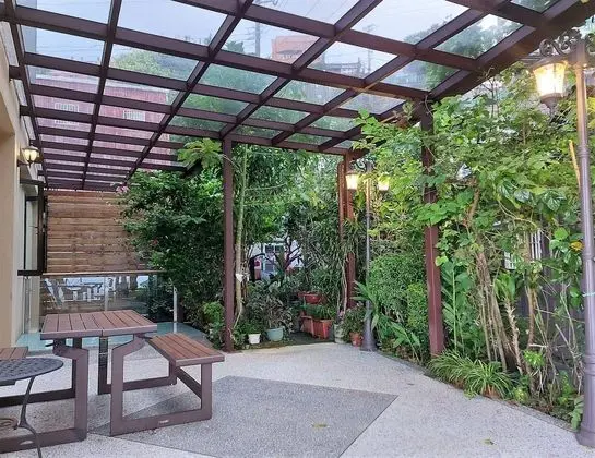 Standard Dört Kişilik Oda (2F)